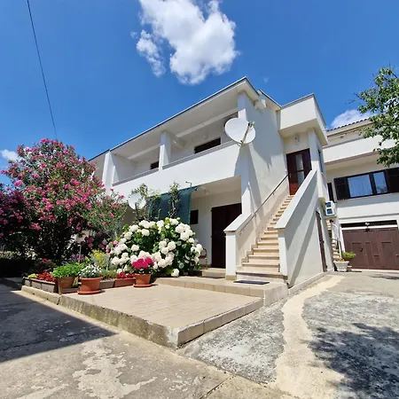 Appartamento Cozy Albina